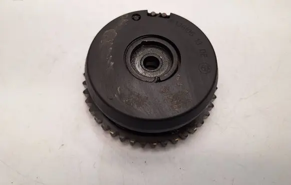BMW 5 F10 F11 Camshaft pulley/ VANOS 11367598001