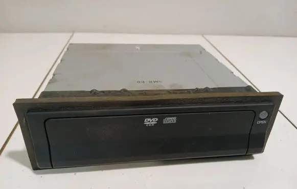 Honda Civic CD/DVD changer 39540SMRE010M1 BN417P0 GNB22006648