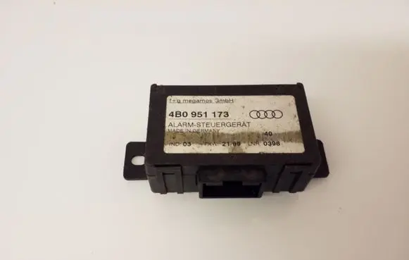 Audi A6 S6 C5 4B Alarm control unit/module 4B0951173