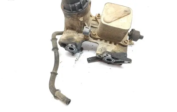 Toyota Land Cruiser (J200) Oil filter mounting bracket