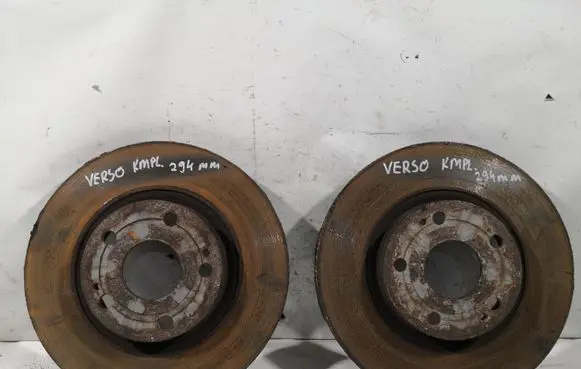 Toyota Corolla Verso AR10 Front brake disc