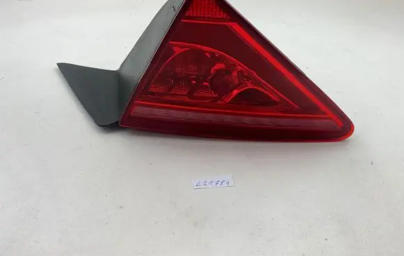 Audi A7 S7 4G Tailgate rear/tail lights 4G8945094A 597504 527594
