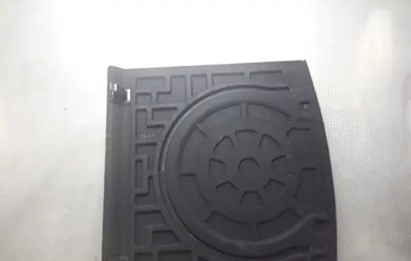 Trunk/boot floor carpet liner