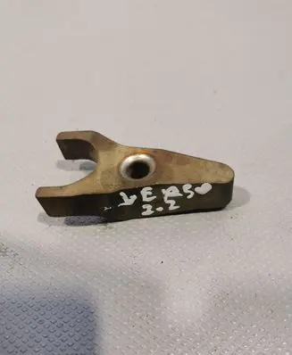 Toyota Verso Fuel Injector clamp holder