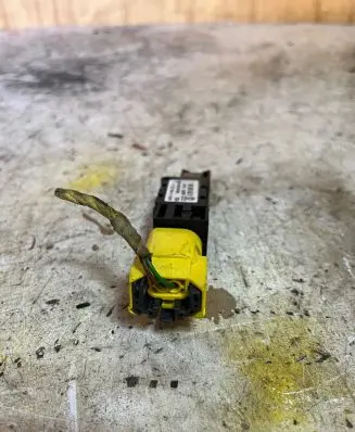 Volkswagen Phaeton Airbag deployment crash/impact sensor 8E0959643D