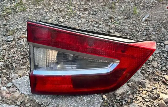 Ford Galaxy Tailgate rear/tail lights 6M2113A603EB 2TZ00923401