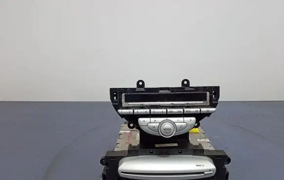 Mini One - Cooper Clubman R55 Radio/CD/DVD/GPS head unit 3454566