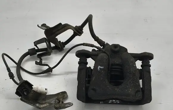 BMW 1 E81 E87 Front brake caliper