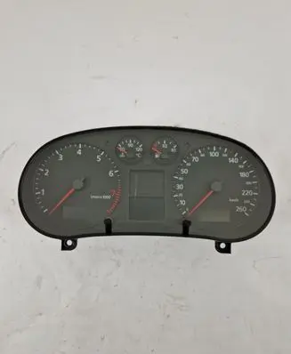 Audi A3 S3 8L Speedometer (instrument cluster) 8L0920900A