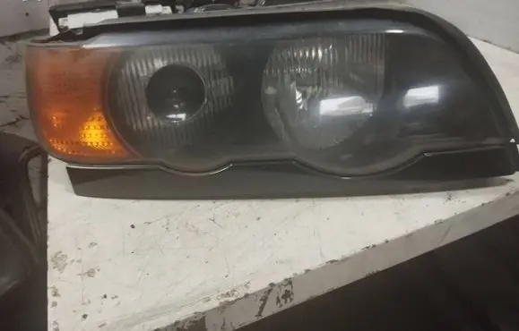 BMW X5 E53 Headlight/headlamp 15183400
