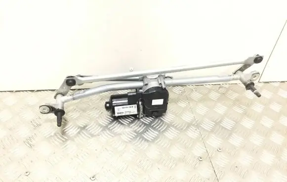 Porsche Macan (95B) Front wiper linkage and motor 95B955114D 95B955024E W000048212