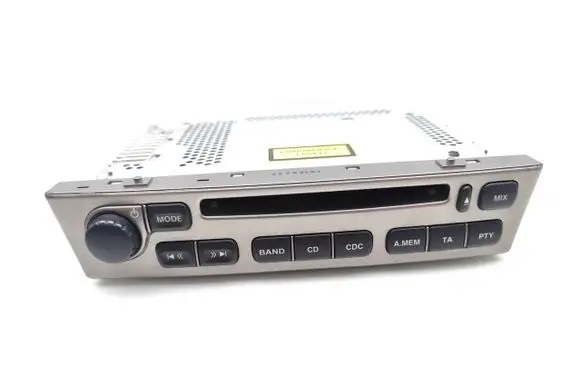 Radio/CD/DVD/GPS head unit
