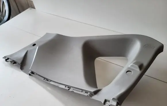 Toyota Verso Tailgate/trunk side cover trim 624800F030