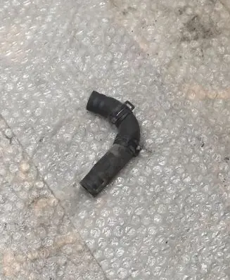 Audi A6 S6 C7 4G Engine coolant pipe/hose 4G0121449E