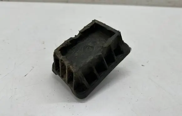 BMW 3 G20 G21 Jacking socket point 7123311