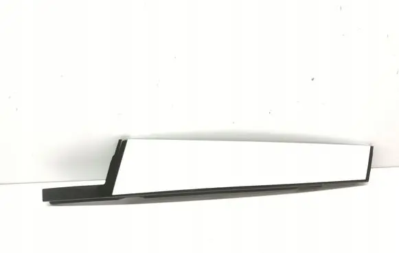 Front door glass trim molding