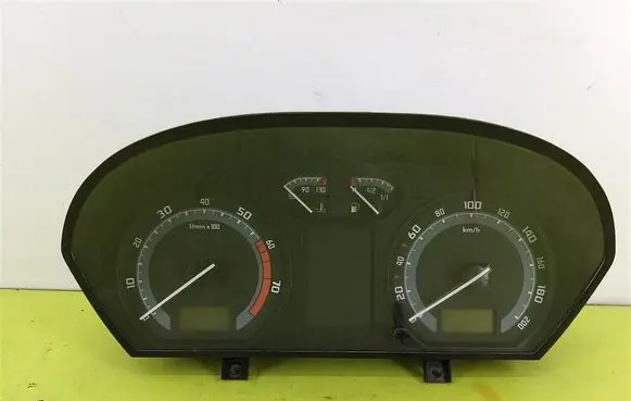 Speedometer (instrument cluster)