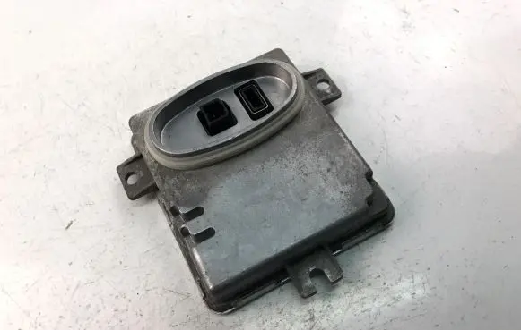 BMW 3 E90 E91 Light module LCM 6948180