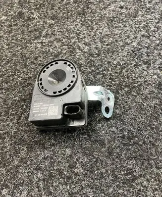 Porsche Macan (95B) Alarm system siren 95B951603