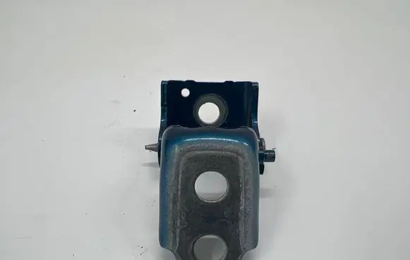 Peugeot 3008 III Front door upper hinge 9850559980