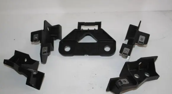 Renault Master III Front bumper mounting bracket 622900905R