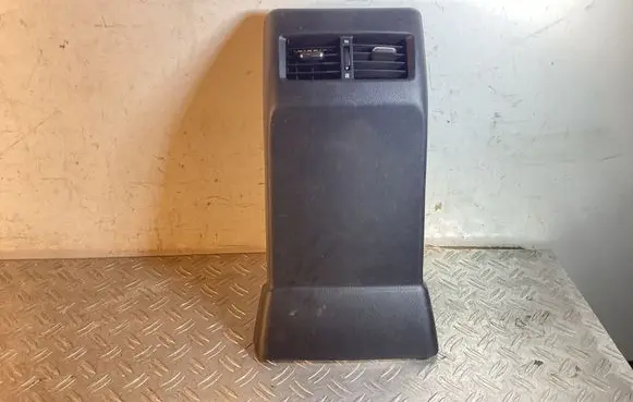 Lexus RX 450H Rear air vent grill 5890348080