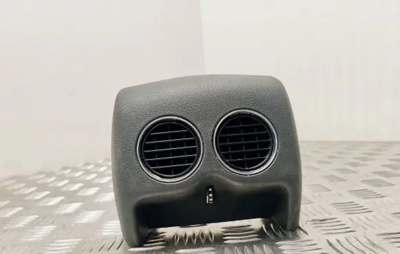Peugeot 3008 I Rear air vent grill 9685097277