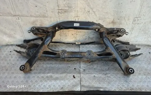 Skoda Octavia Mk3 (5E) Rear subframe 5Q0505235J 5Q0511305BC