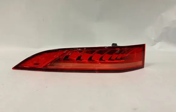 Jaguar F-Pace Rear/tail lights HK8313405AD