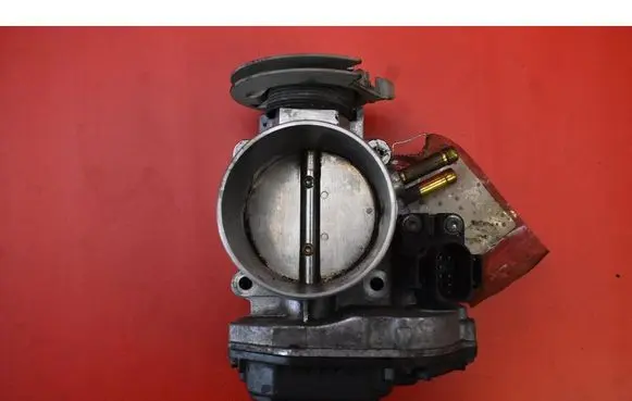 Audi A6 S6 C5 4B Throttle body valve 078133063AN