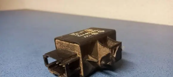 Volkswagen PASSAT B6 Seat heating relay 1Z0959772
