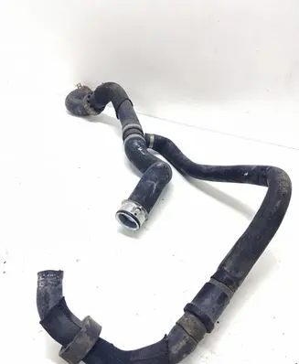 Mercedes-Benz ML W164 Engine coolant pipe/hose