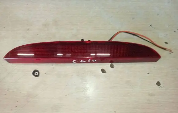 Renault Clio II Third/center stoplight 7700410753