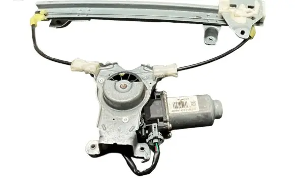 Nissan Qashqai Rear door window regulator with motor 402190A 130713 015420