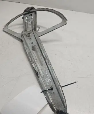 Opel Zafira A Rear door manual window regulator 90579503