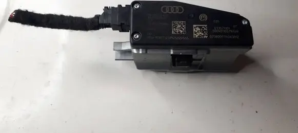 Audi A4 S4 B8 8K Steering wheel lock 8k0905852D 033571101