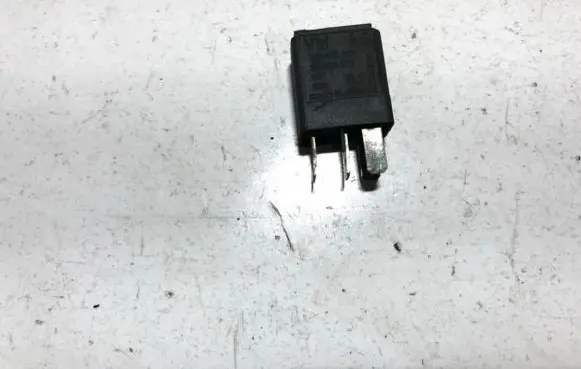 Volkswagen Golf V Other relay 1k0951253 29200077