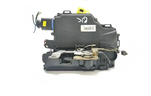 Volkswagen Transporter - Caravelle T5 Rear door lock 7J7841015