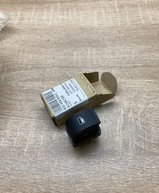 Audi A4 S4 B6 8E 8H Electric window control switch 8Z0959855C