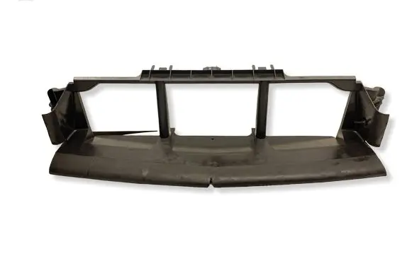 Mercedes-Benz Vito Viano W447 Intercooler air channel guide A4475050430