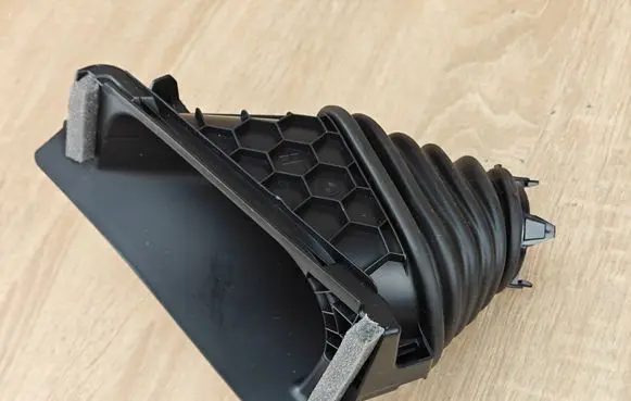 BMW 4 G22 G23 G24 G26 Other trunk/boot trim element 7489865