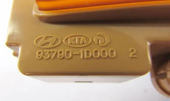 KIA Carens II Hazard light switch 937901D000