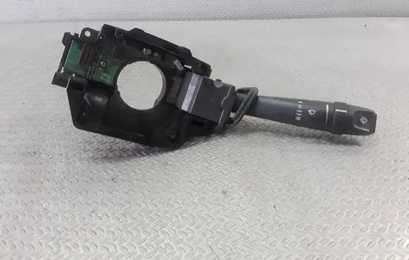Volvo S60 Wiper control stalk 8666597 02W04A