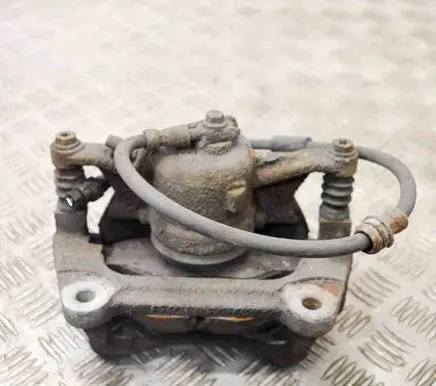 Volkswagen PASSAT B8 Front brake caliper