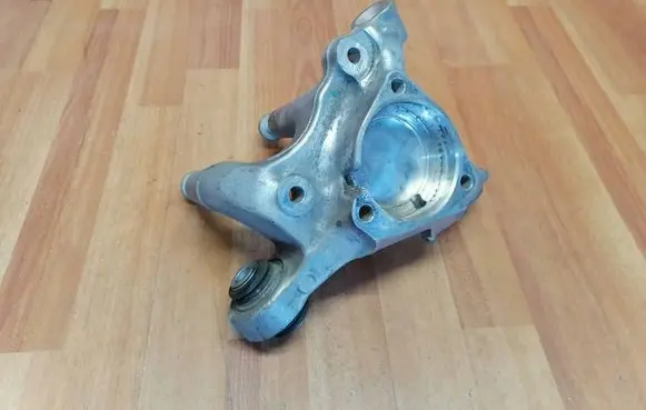 Opel Insignia B Rear wheel hub 84454535 22949386