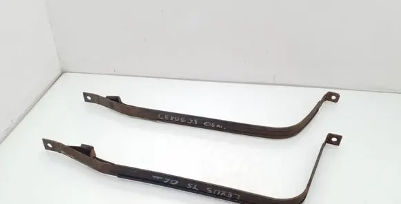 Lexus IS 220D-250-350 Fuel tank mounting bracket 
