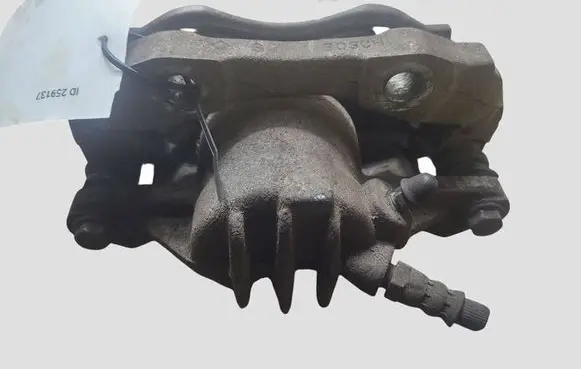 Peugeot 208 I Front brake caliper