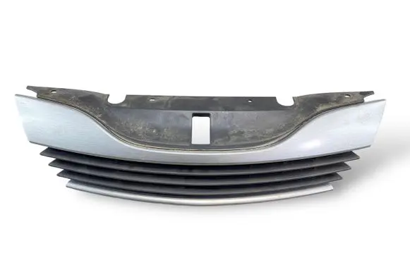 Renault Laguna II Front grill 8200012581 K5537