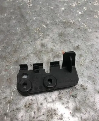 Porsche Cayenne (9Y0 9Y3) Fender mounting bracket 9Y0853647-BILI 9Y0853647