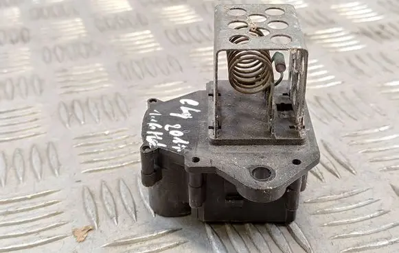 Citroen C4 II Coolant fan relay 9658508980